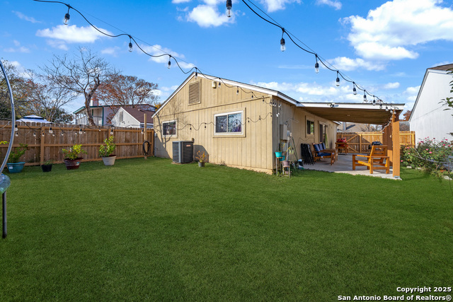 Image 26 of 28 For 9714 Valley Crest