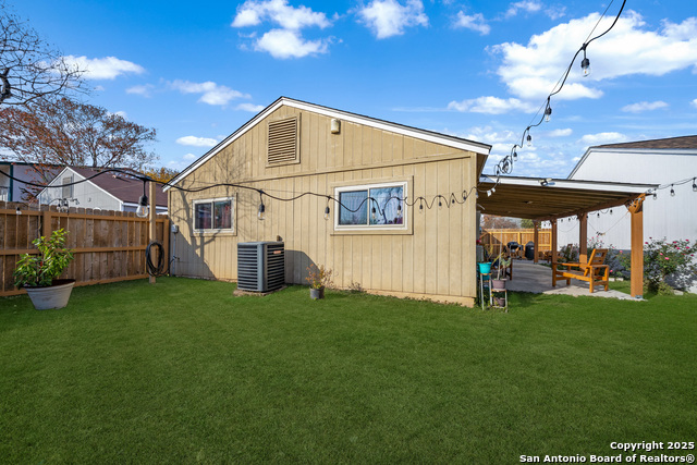 Image 27 of 28 For 9714 Valley Crest