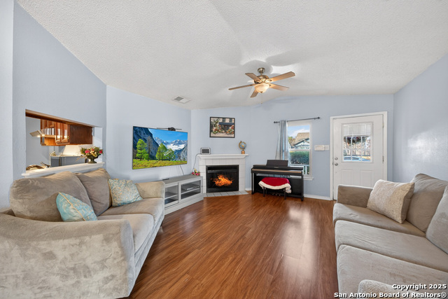 Image 7 of 28 For 9714 Valley Crest