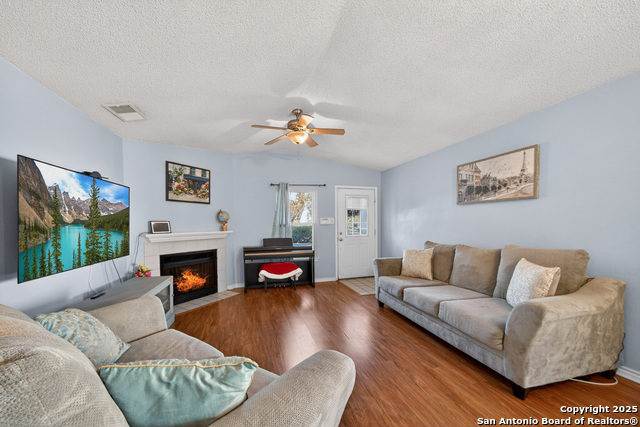 Image 8 of 28 For 9714 Valley Crest