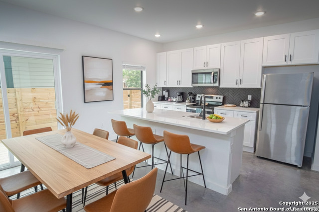 Details for 918 Olive St S 102, San Antonio, TX 78210