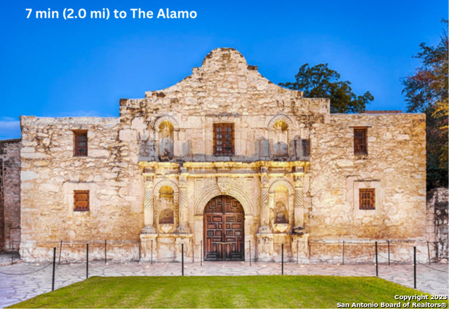 Image 19 of 26 For 918 Olive St S 102