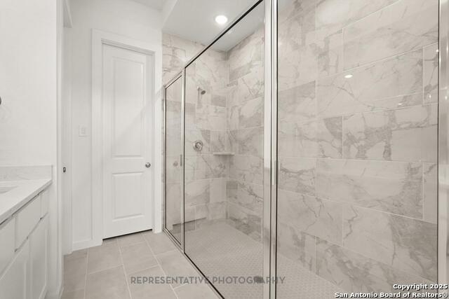 Image 16 of 24 For 12326 Barrymore