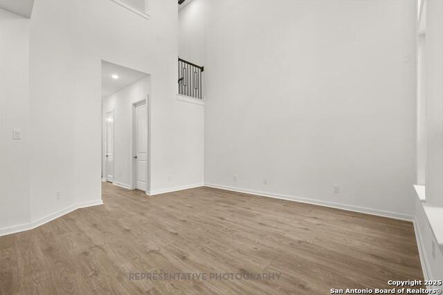 Image 9 of 24 For 12326 Barrymore