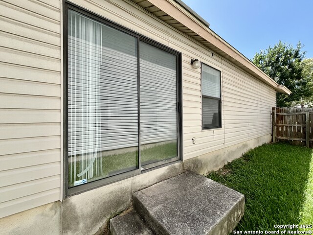 Image 23 of 25 For 6730 Melody Canyon