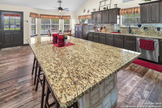 Image 26 of 64 For 2112 Eichman Rd