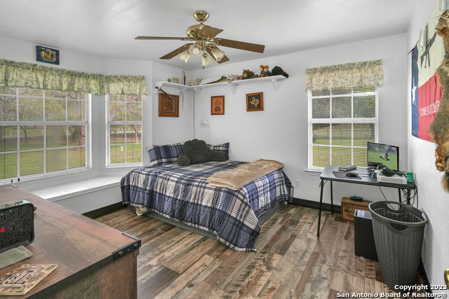 Image 38 of 64 For 2112 Eichman Rd