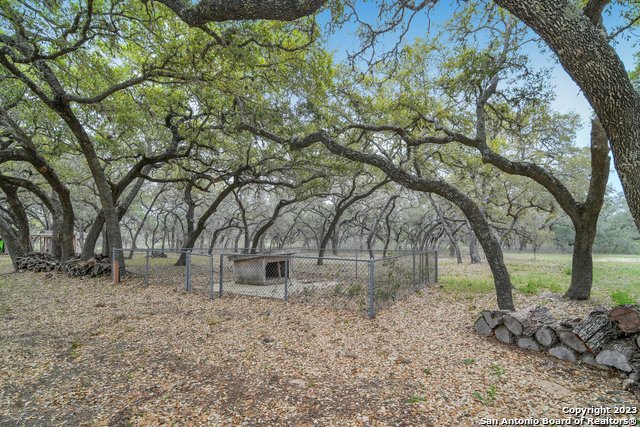 Image 49 of 64 For 2112 Eichman Rd