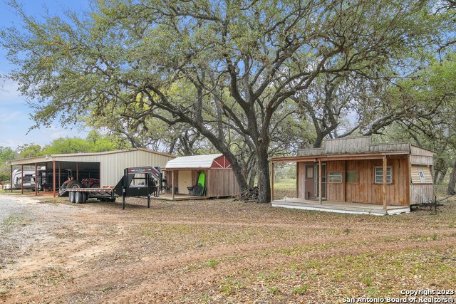 Image 50 of 64 For 2112 Eichman Rd