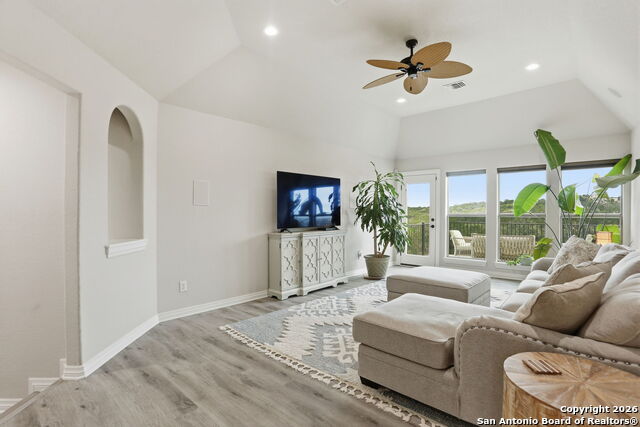 Image 12 of 81 For 426 County Road 2801 W