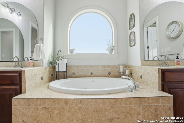 Image 42 of 81 For 426 County Road 2801 W