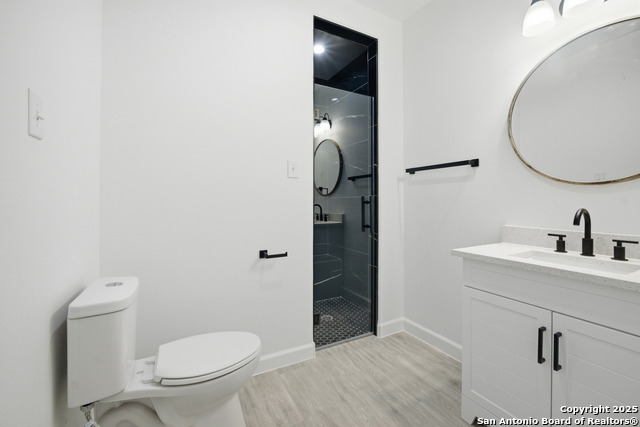 Image 16 of 41 For 207 Deer Oaks