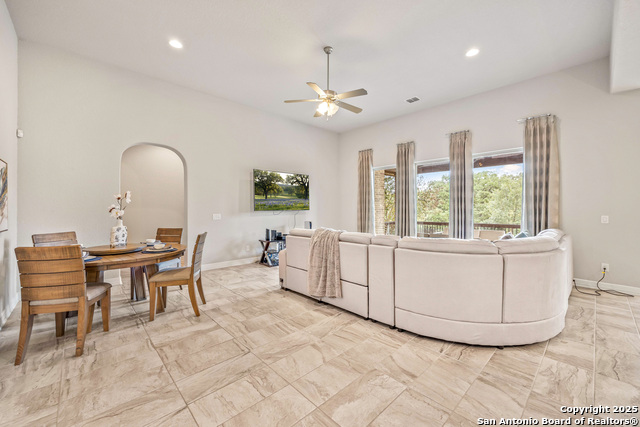 Image 14 of 61 For 2006 Buckner Pass