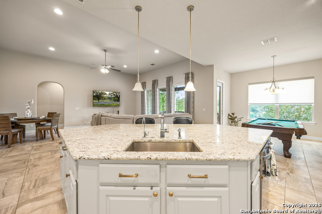 Image 21 of 61 For 2006 Buckner Pass