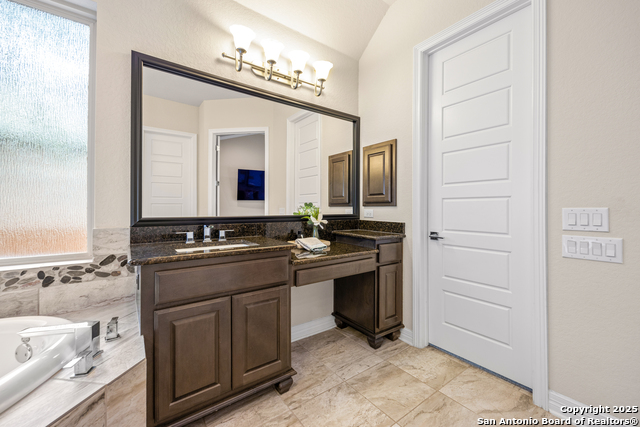 Image 27 of 61 For 2006 Buckner Pass