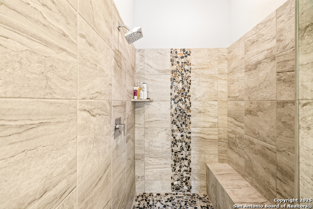 Image 29 of 61 For 2006 Buckner Pass