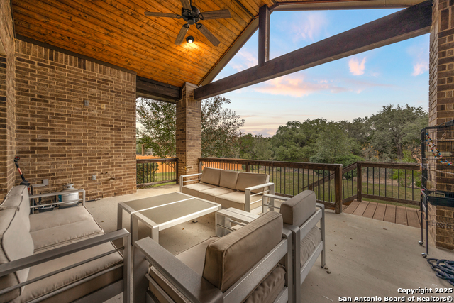 Image 35 of 61 For 2006 Buckner Pass