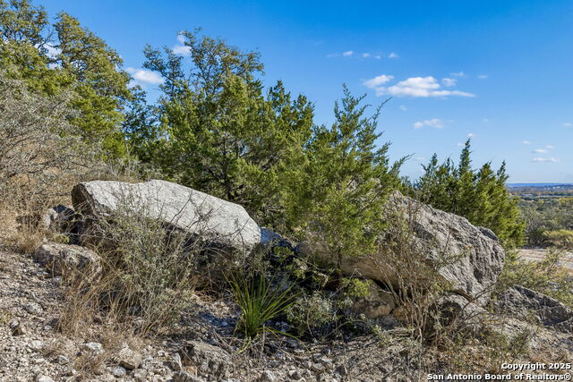 Image 13 of 14 For 944 Metzger  