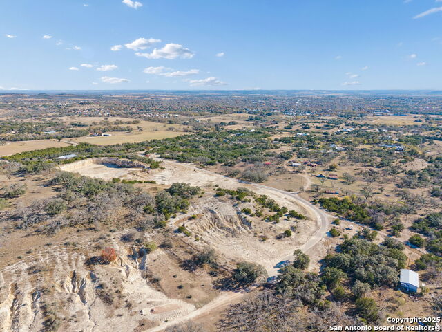 Image 3 of 14 For 944 Metzger  