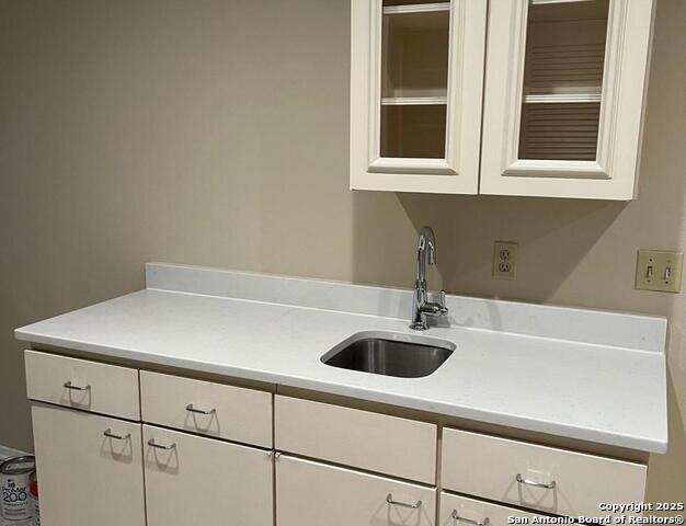 Image 16 of 17 For 8033 New Braunfels N 400 E