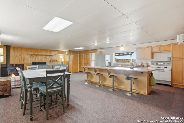 Image 12 of 53 For 10000 Rebecca Creek Rd