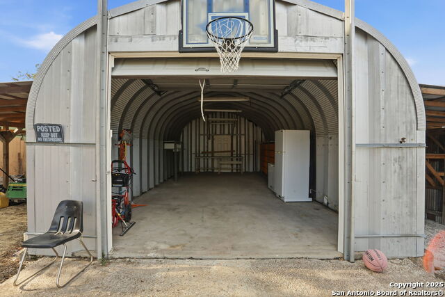 Image 42 of 53 For 10000 Rebecca Creek Rd