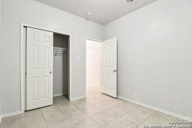 Image 13 of 25 For 21402 Encino Lookout