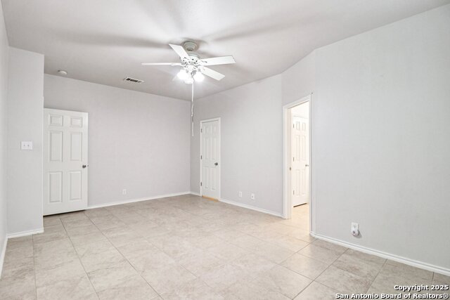 Image 22 of 25 For 21402 Encino Lookout