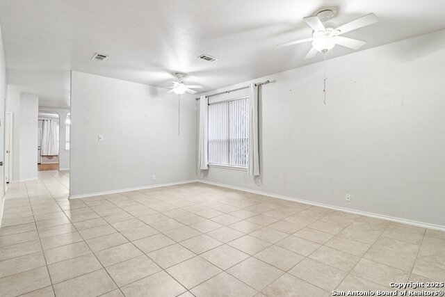 Image 4 of 25 For 21402 Encino Lookout