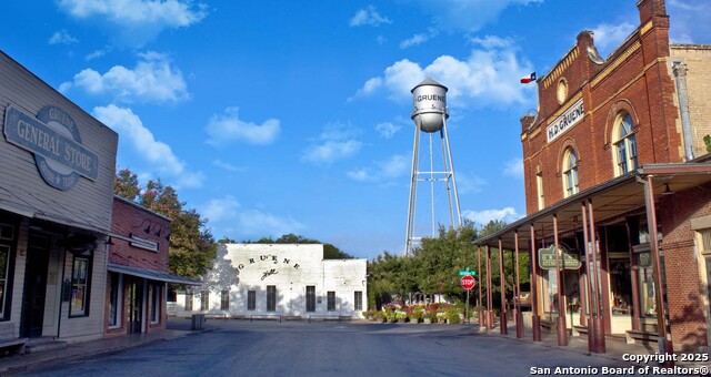 Image 10 of 14 For 437 Hulda Trail