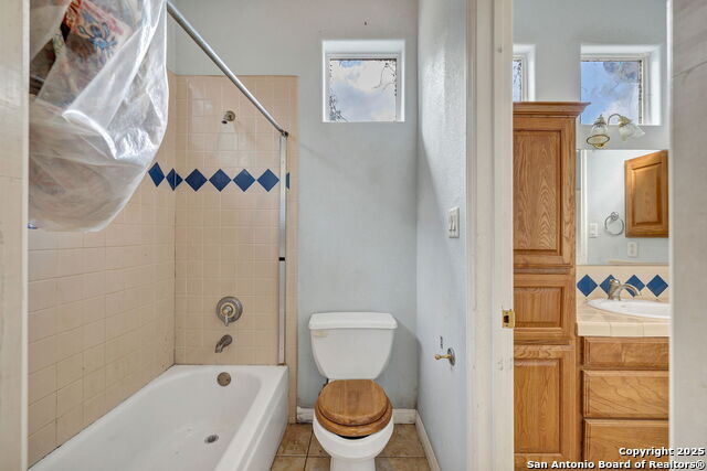 Image 34 of 50 For 3349 Eva Jane