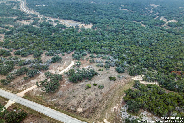 Image 10 of 13 For 801 Grand Oaks