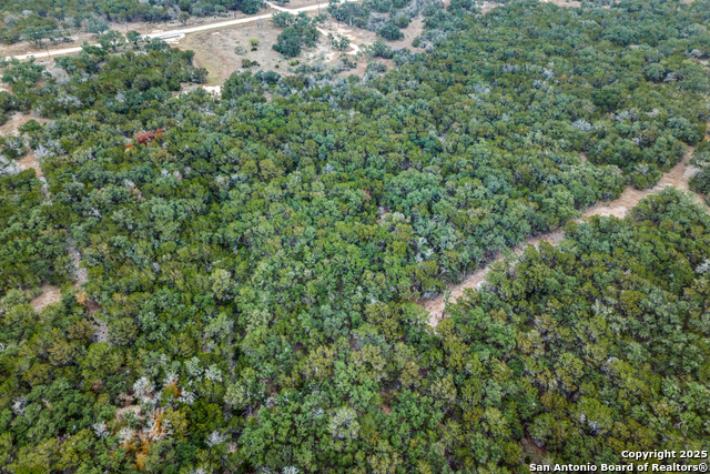 Image 11 of 13 For 801 Grand Oaks