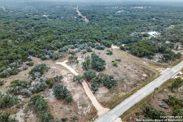 Image 13 of 13 For 801 Grand Oaks