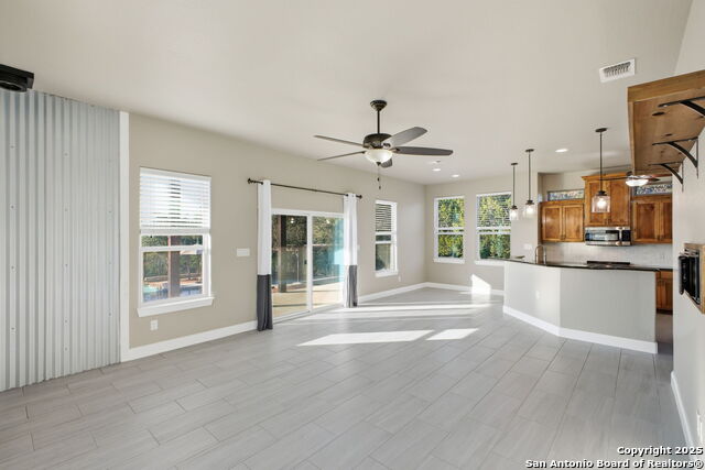 Image 11 of 50 For 1275 Mystic Breeze