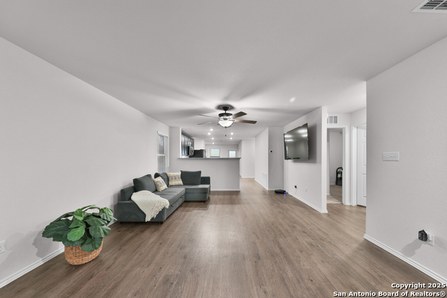 Image 5 of 25 For 3133 Wild Iris