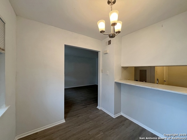 Image 10 of 27 For 311 San Antonio Ave E 101