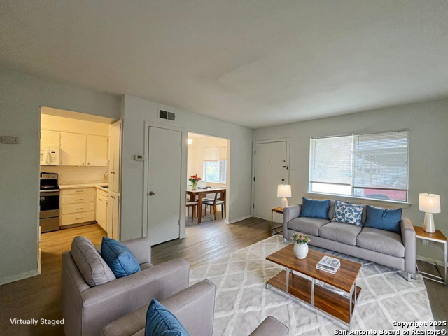 Image 2 of 27 For 311 San Antonio Ave E 101