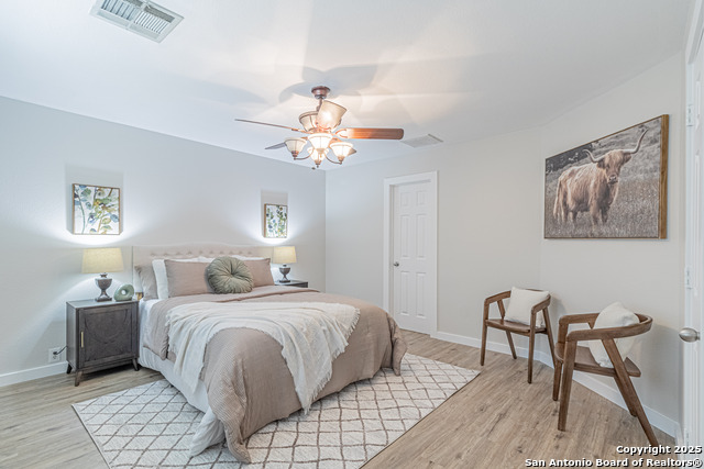 Image 22 of 43 For 5200 Columbia