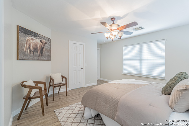 Image 23 of 43 For 5200 Columbia