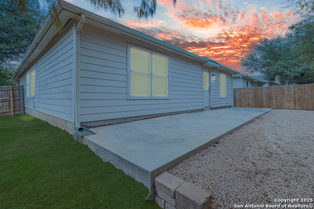 Image 34 of 43 For 5200 Columbia