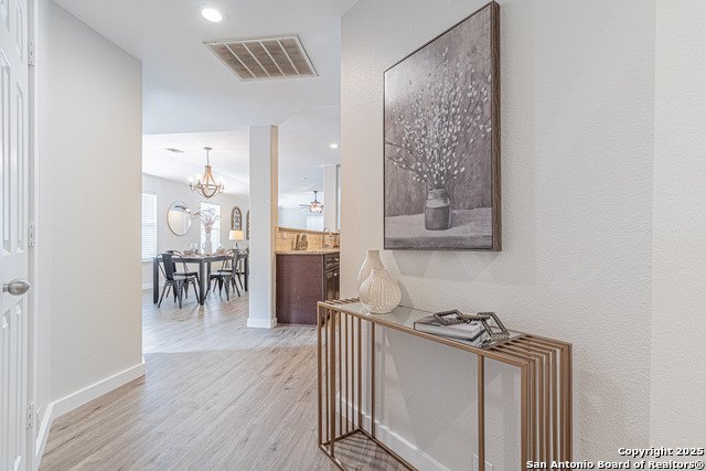 Image 5 of 43 For 5200 Columbia