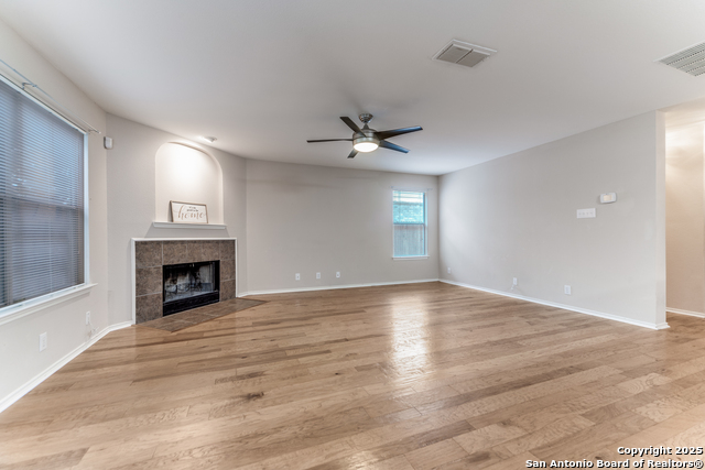 Image 5 of 33 For 9607 Wasp Crk