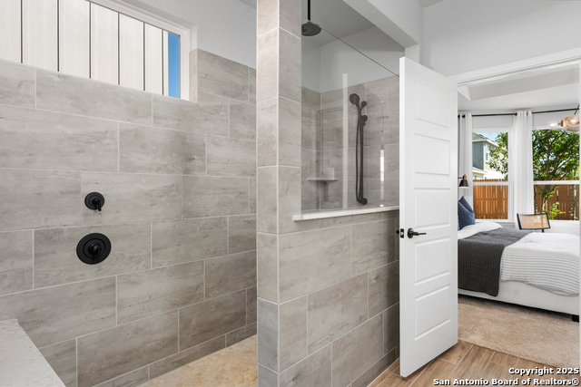 Listing photo id 21 for 4846 Conch Shell