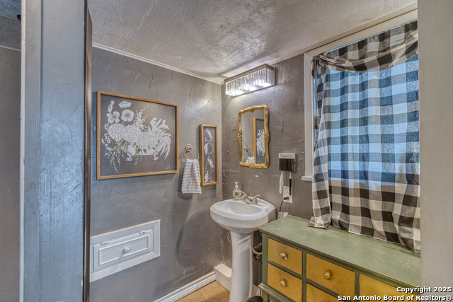 Image 13 of 31 For 518 Getty N