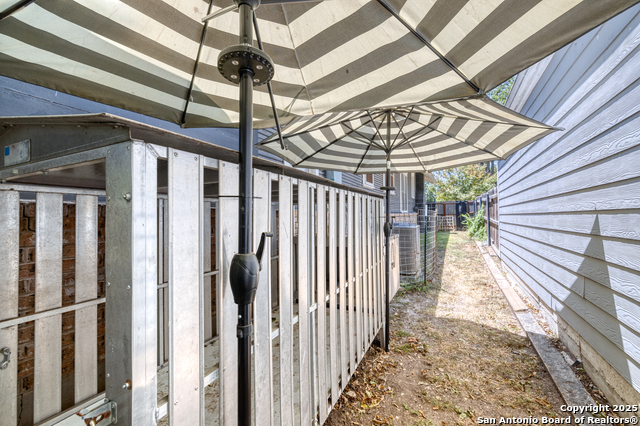 Image 22 of 31 For 518 Getty N