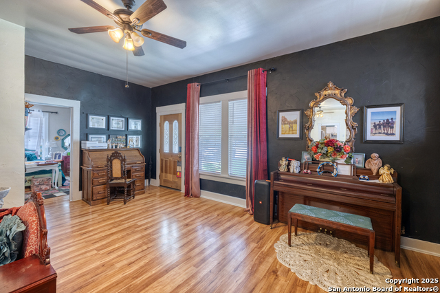 Image 8 of 31 For 518 Getty N