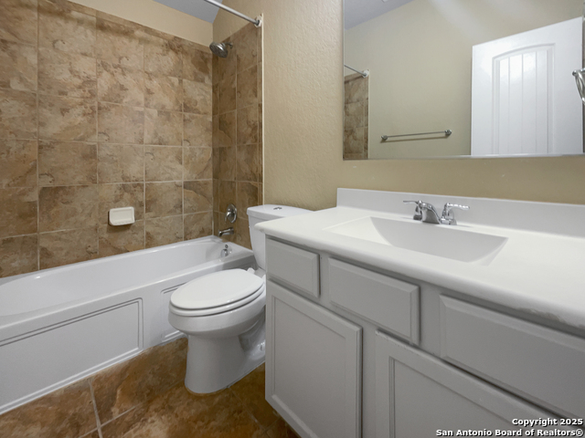 Image 16 of 17 For 6210 Desert Rose