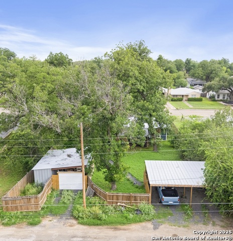 Image 27 of 29 For 817 Laurel  