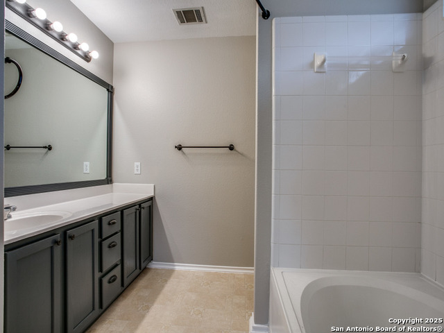 Image 2 of 12 For 10315 Crystal